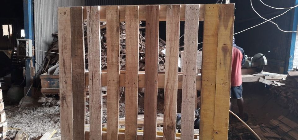 Pallet Kayu